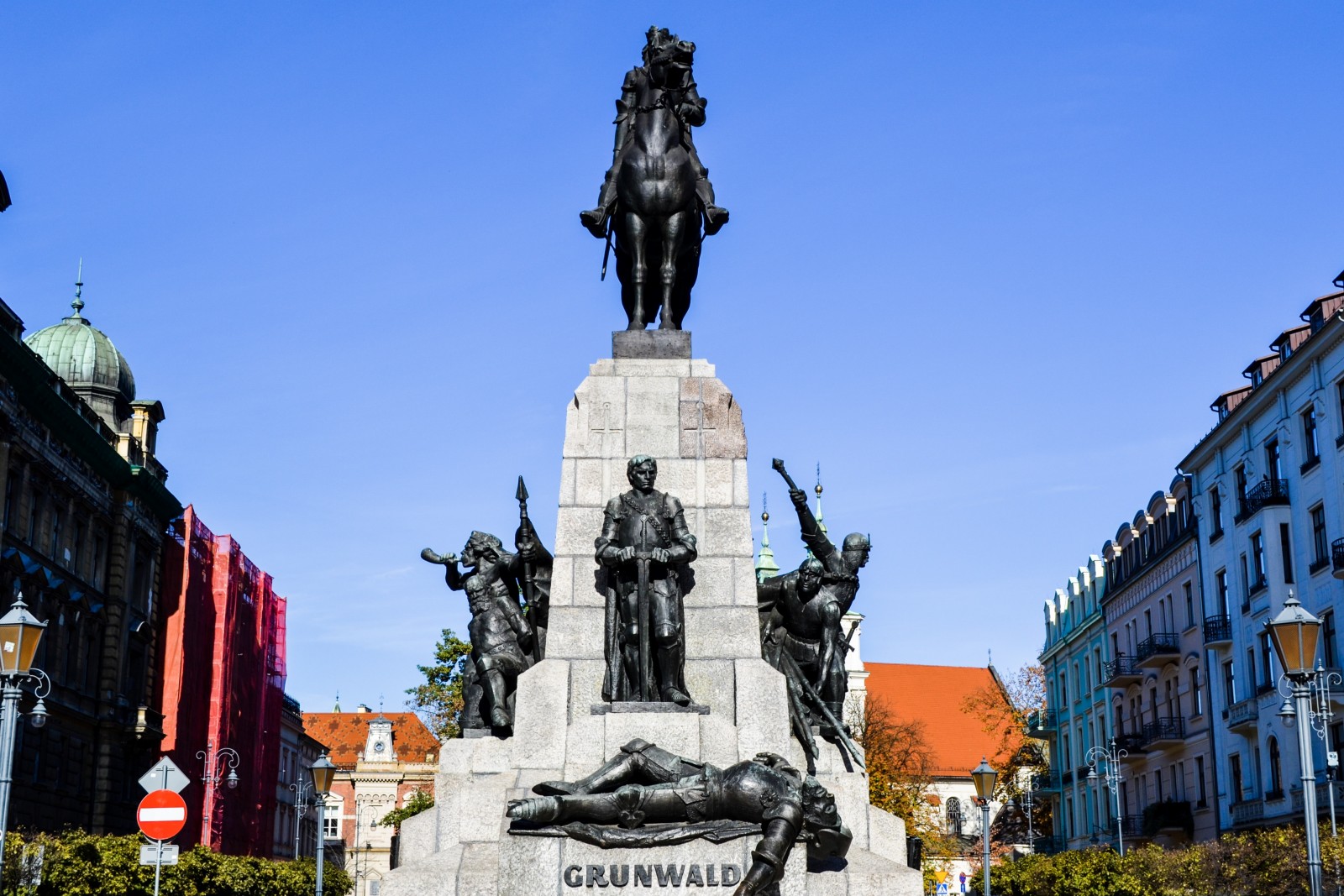 pomnik grunwaldzki na placu matejki w Krakowie